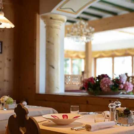 Hotel Cristallo-2