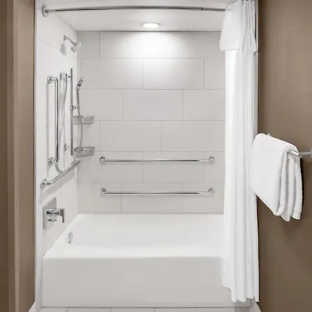 Doubletree By Hilton Springfield-3