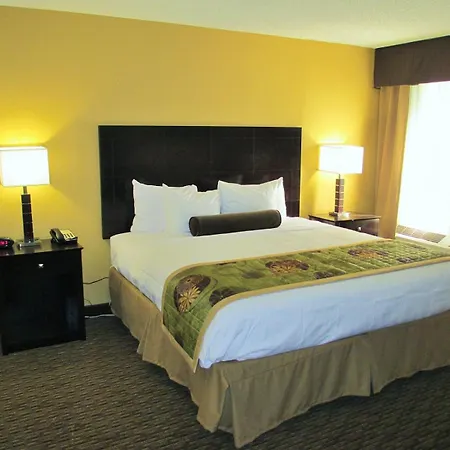 Best Western Plus Goldsboro-3
