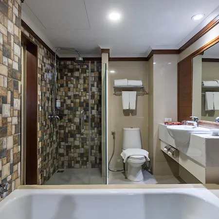 Movenpick Suriwongse Hotel Chiang Mai-3