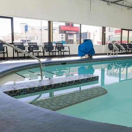 Ramada Plaza By Wyndham Virginia Beach Oceanfront-3