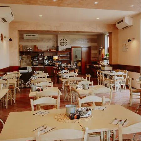 Stella D'Oro - Hotel & Apartments-2