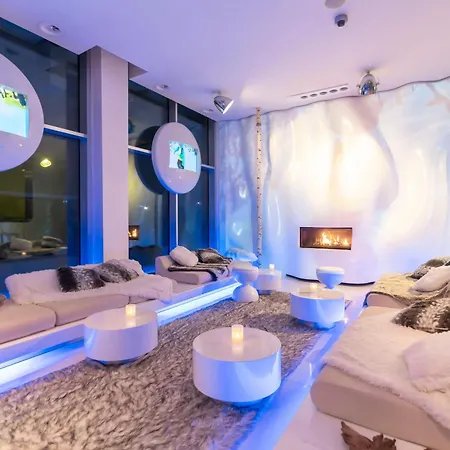 I-Suite Hotel-3
