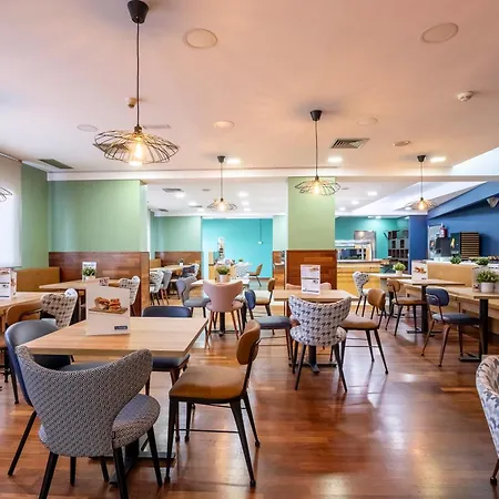 Travelodge Murcia-3