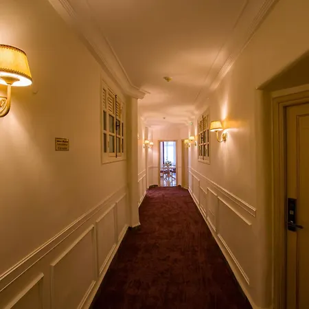 Majestic Hotel-3