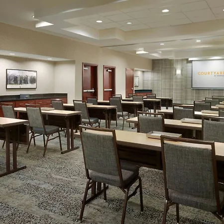 Courtyard By Marriott Birmingham Downtown At Uab-2
