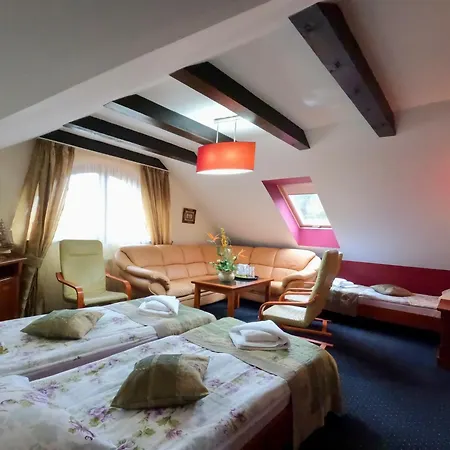 Hotel Spinaker-2