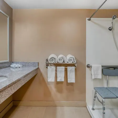 Surestay Hotel By Best Western Camarillo-2