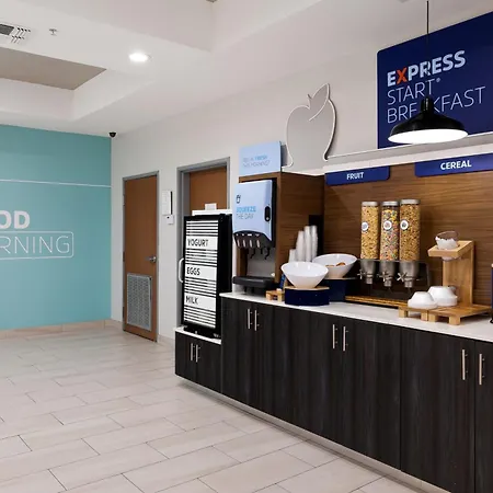 Holiday Inn Express Hotel And Suites Kingsville By Ihg-3