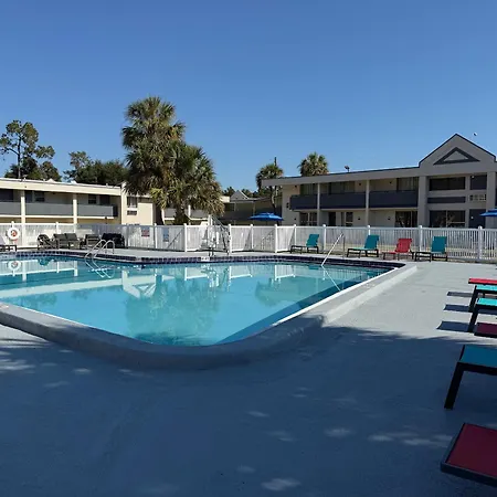 Days Inn By Wyndham Ocala North-2
