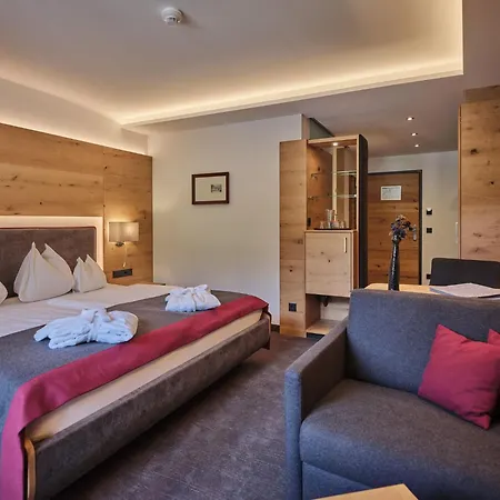 Sporthotel Wagrain-2