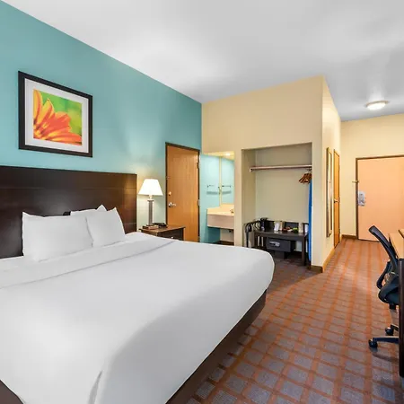 Red Lion Inn & Suites Blue Springs-3