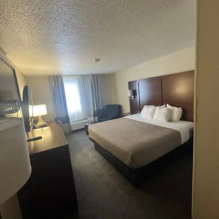 Quality Inn & Suites Green Bay - Ashwaubenon-3