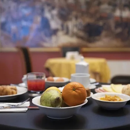 Hotel Maxim-3