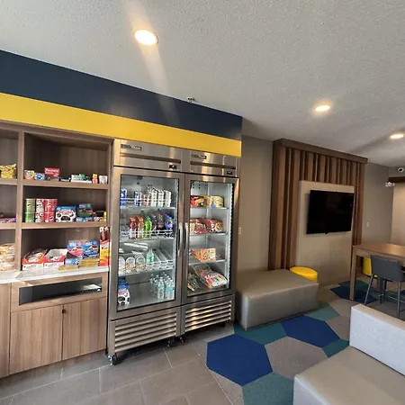 Microtel Inn & Suites By Wyndham Wheeling At The Highlands-3
