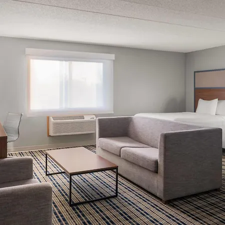 Americinn By Wyndham Grand Forks-2