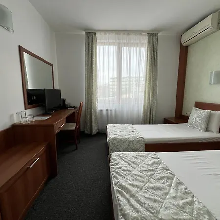 Family Hotel 007 Ivan Dimitrov-Kuklata 15 Str-3