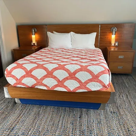 Surfside Inn Chatham-3