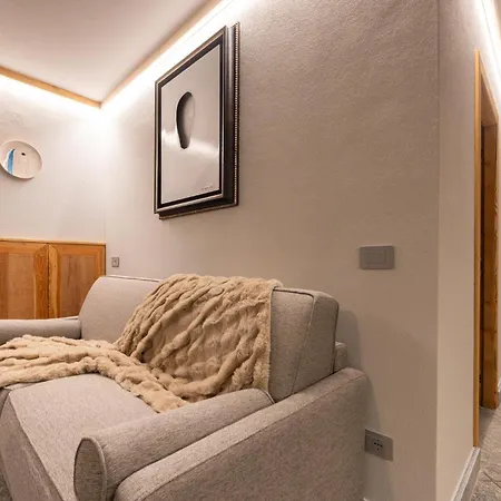 Maisons Grandes Murailles-Luxury Apartments-3