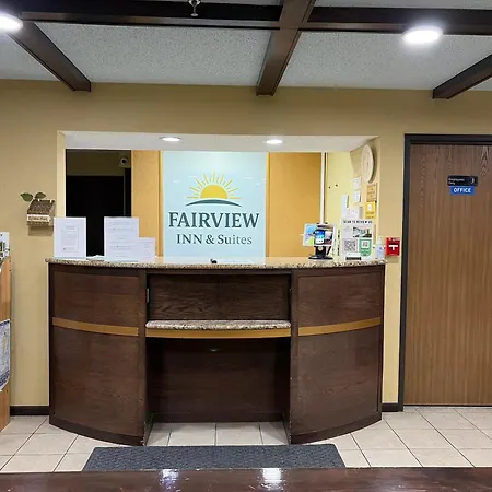 Fairview Inn & Suites Whitewater-2