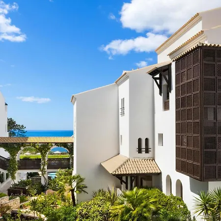 Pine Cliffs Ocean Suites, A Luxury Collection Resort & Spa, Algarve-3