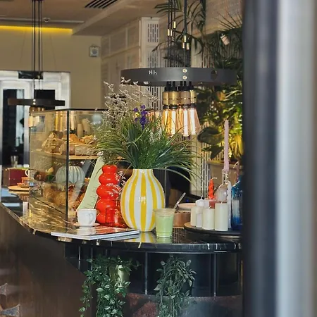 Ultra Tel Aviv Boutique Hotel-3