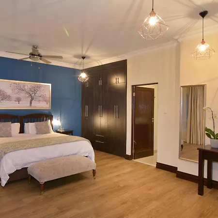 Sandown Guest House-2