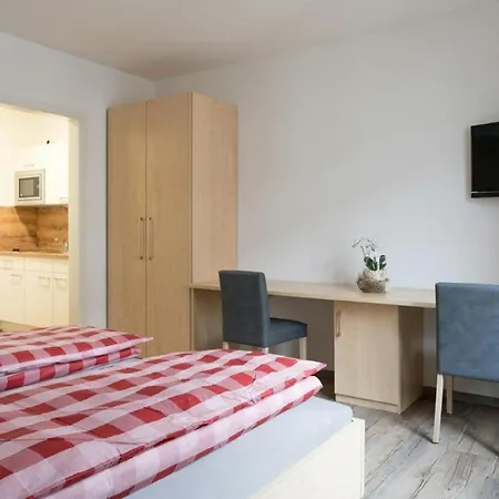 Anitas Altstadtpension-2