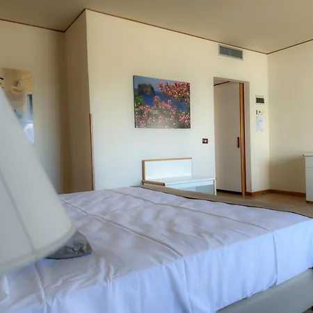 Hotel Torre Normanna-3
