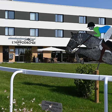 Brit Hotel Ploermel - Hotel de l'Hippodrome-3