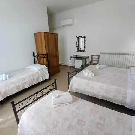 Residenza Pitigliano Gens Petilia - Nuova gestione-3