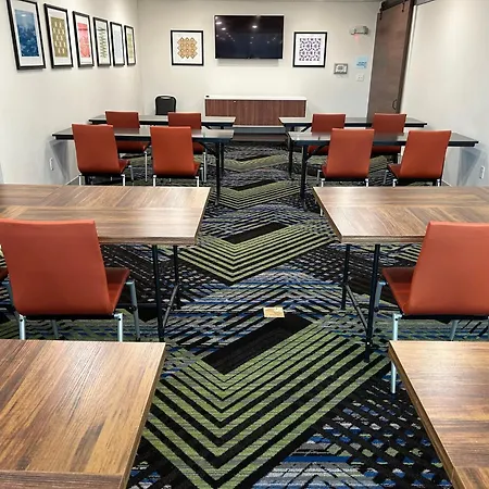 Holiday Inn Express & Suites - Abingdon By Ihg-2