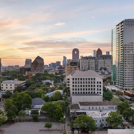 Marriott Dallas Uptown-2