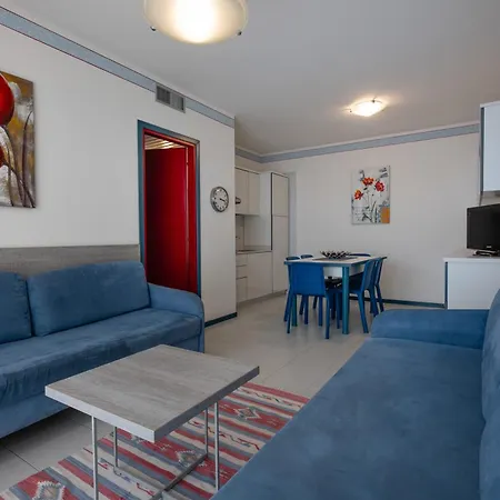 Aparthotel Imperial-3