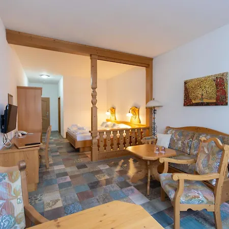 Landhotel Buchenhof Garni-3