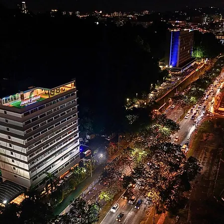 Howard Johnson By Wyndham Kota Kinabalu City Centre, Formerly Hotel Shangri-La Kota Kinabalu-2