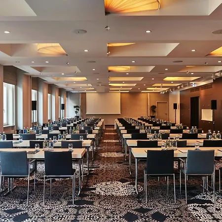 Steigenberger Grandhotel Handelshof Leipzig-2