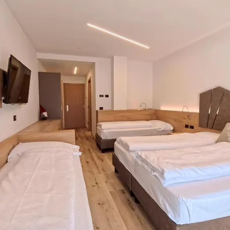 Hotel Cristallo-3