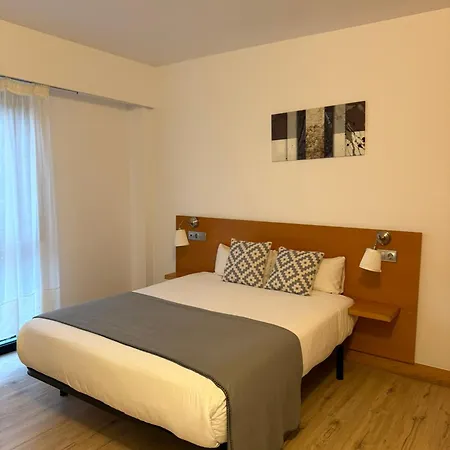 Hotel Txintxua-3