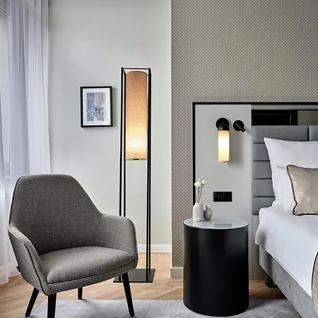 Leonardo Royal Hotel Warsaw-2