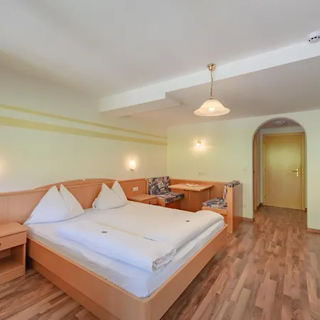 Garni Hotel Sonnleitenhof-3
