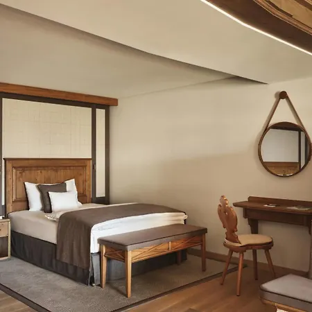 Interalpen-Hotel Tyrol GmbH-3