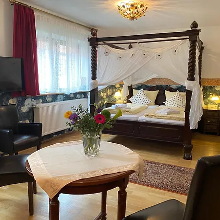 Kreuzerhof Hotel Garni-2