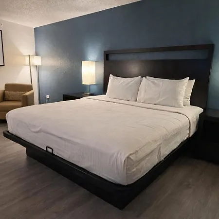Express Inn & Suites-3