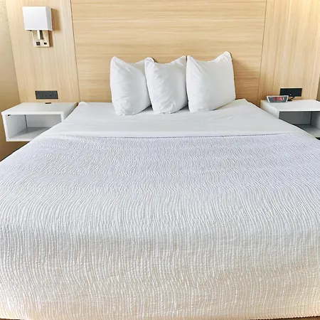 Baymont By Wyndham Missoula-2