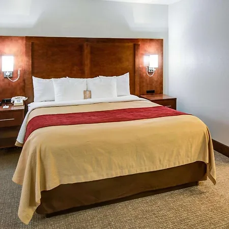 Comfort Inn Redding Near I-5-3