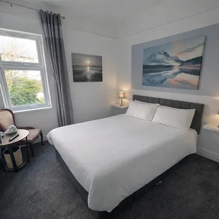 Cecil Court Hotel-3