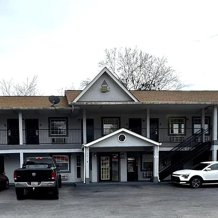 Woodbridge Inn By Oyo Rome-3