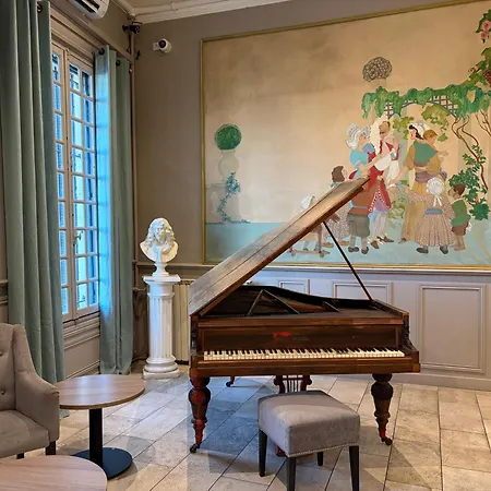 Le Grand Hôtel Molière-3