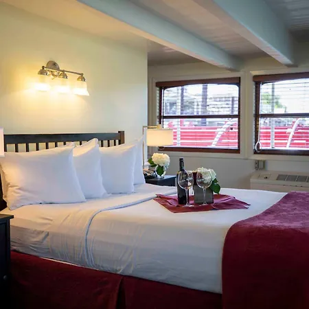Delta King Hotel-2